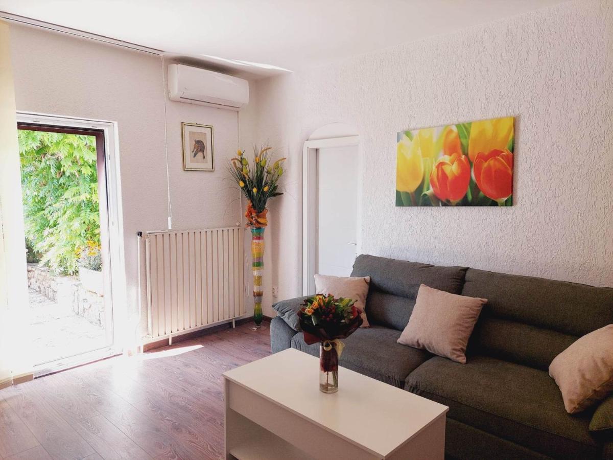 Apartamento Rubin Ika Exterior foto